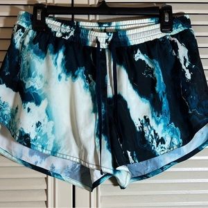 Old Navy Women’s Running Shorts Size L
